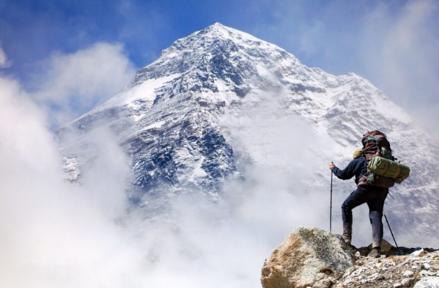 Everest dethroned? Scientists discover massive mountains 100 times taller beneath our feet